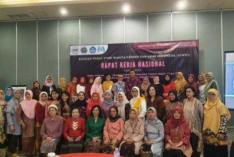 Seminar Hasil Penelitian Penugasan PPGAPM dan Rakernas ASWGI di Malang